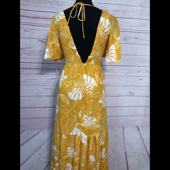 NWT Lulu’s Savanna Golden Yellow Floral Print Maxi Dress - Picture 5 of 11